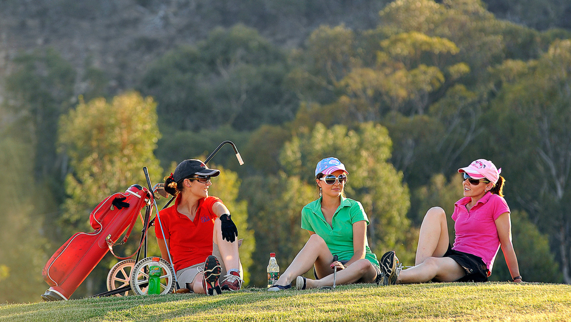 ladies-golf.jpg