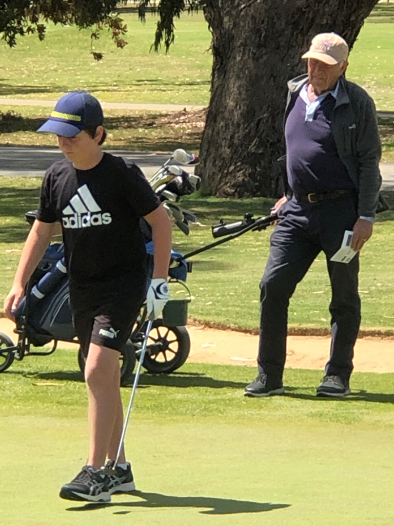 Hamish-Lewis-with-his-caddy-bernie-grealy.jpg